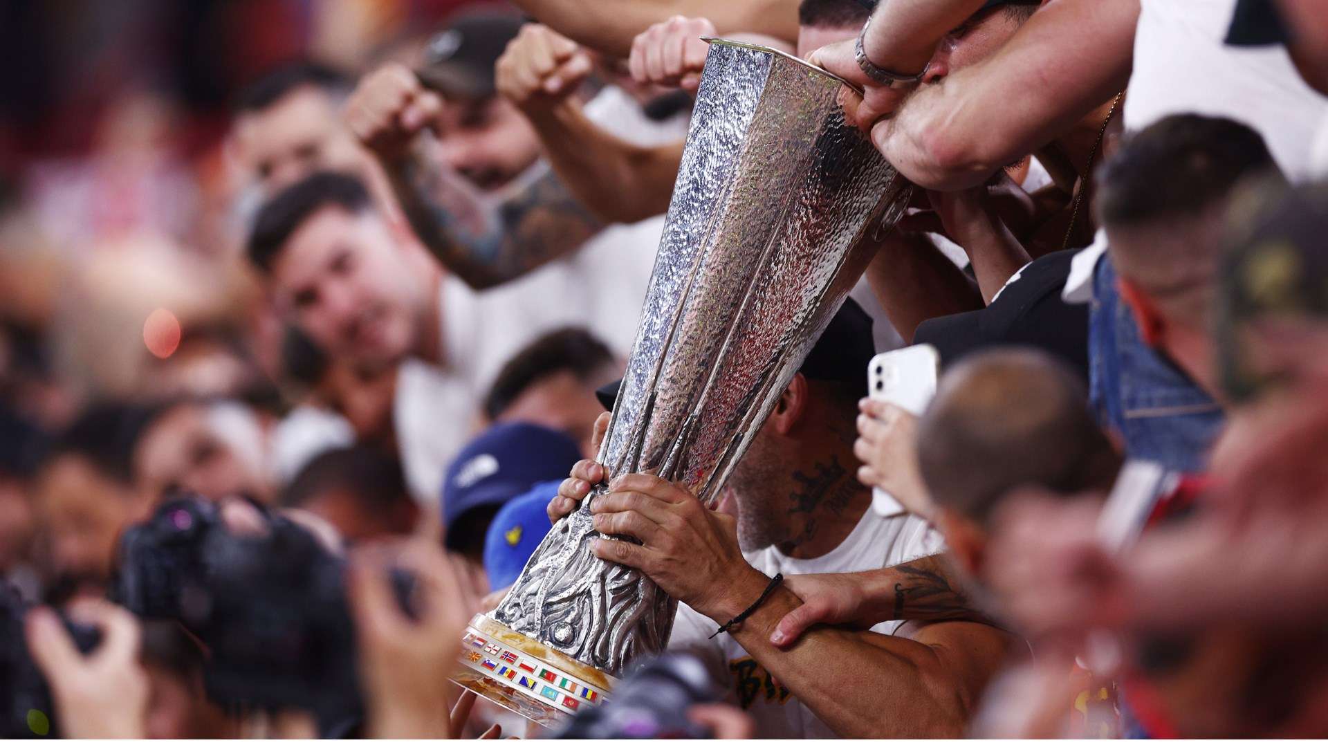 这一对比凸 这一对比凸