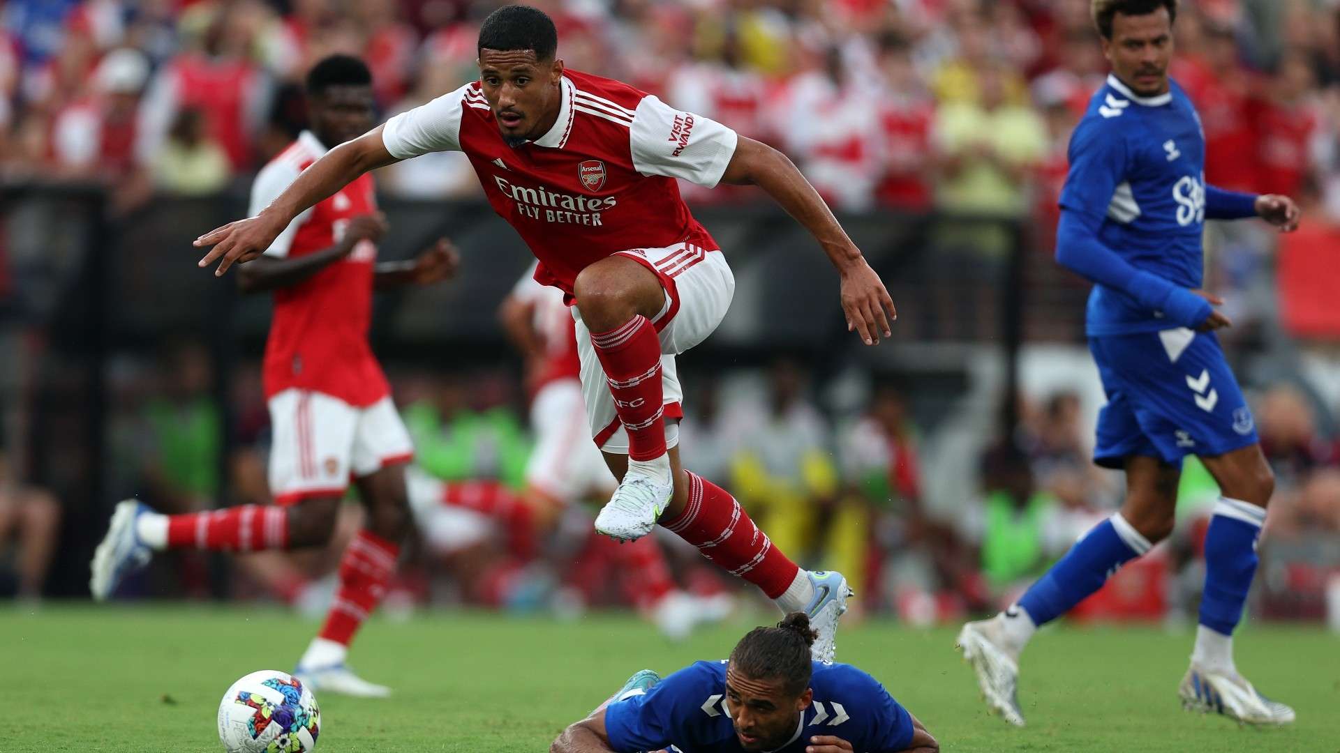 探讨如何在 探讨如何在